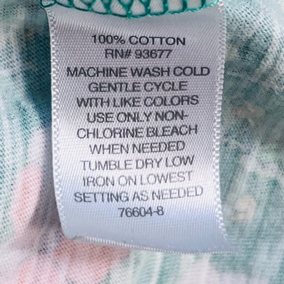 Liz Claiborne Green Floral Blouse - Picture 6 of 6